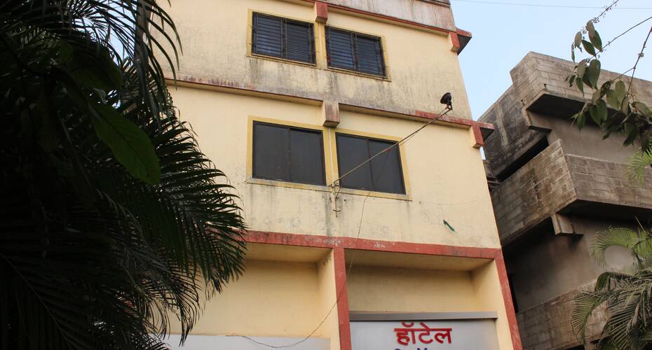 Hotel Sunny Paradise, Navi Mumbai 1